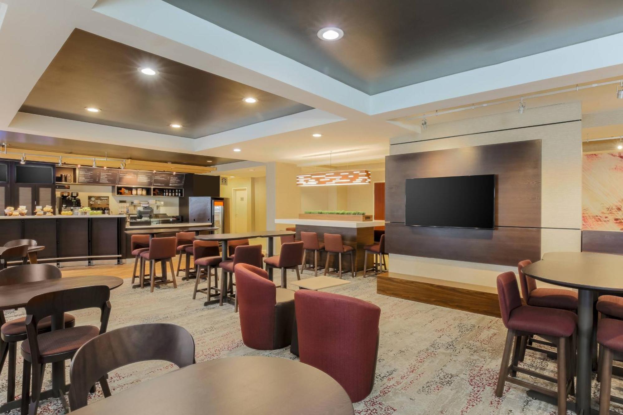 Courtyard By Marriott Monroe Airport Hotel Bagian luar foto