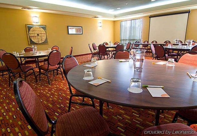 Courtyard By Marriott Monroe Airport Hotel Bagian luar foto