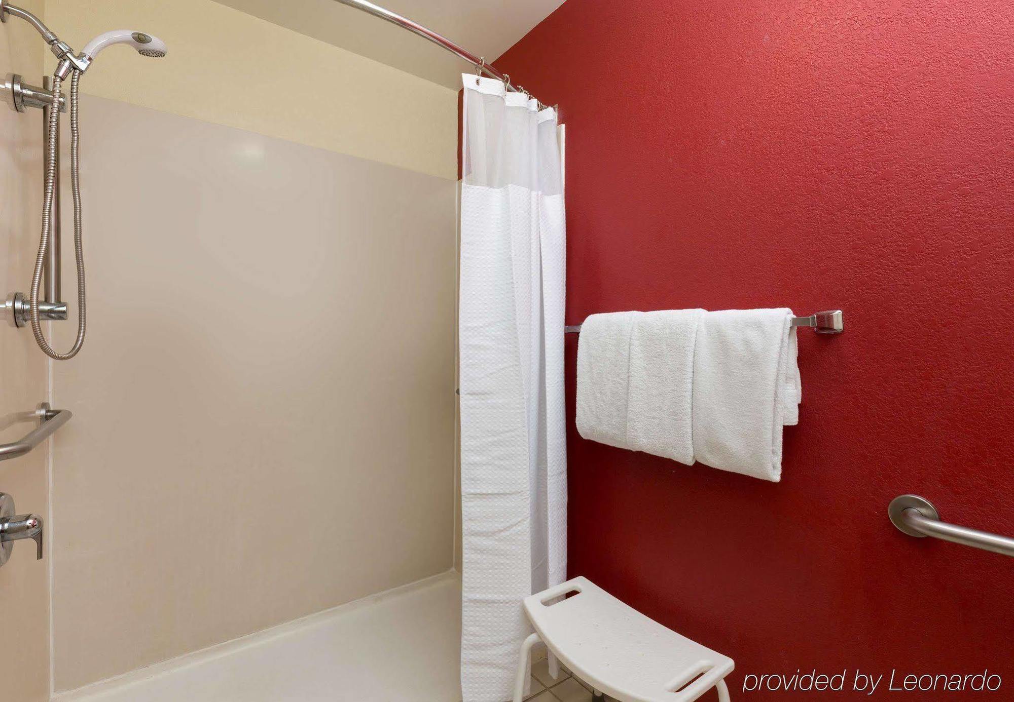 Courtyard By Marriott Monroe Airport Hotel Bagian luar foto